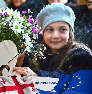 Meet your Posher, Dato